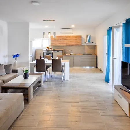 Apartment Amazing In Novigrad With Swimming Pool Novigrad (Istria)