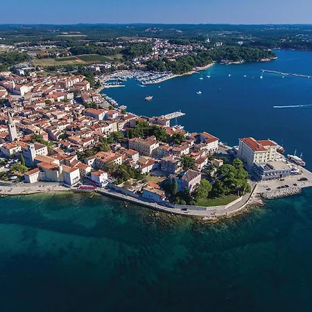 Amazing In Novigrad With Swimming Pool